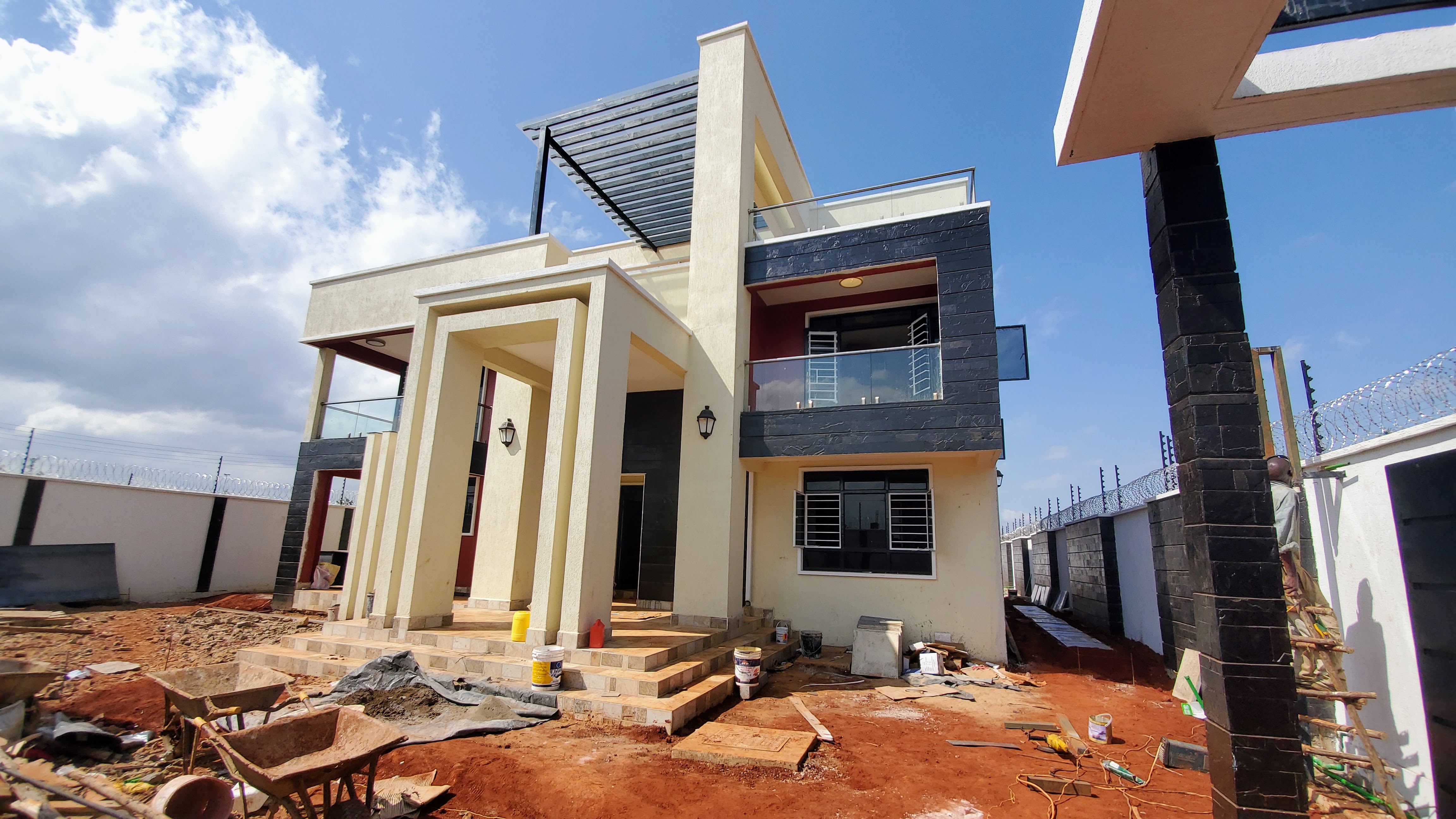 Landless Villa - Image 3