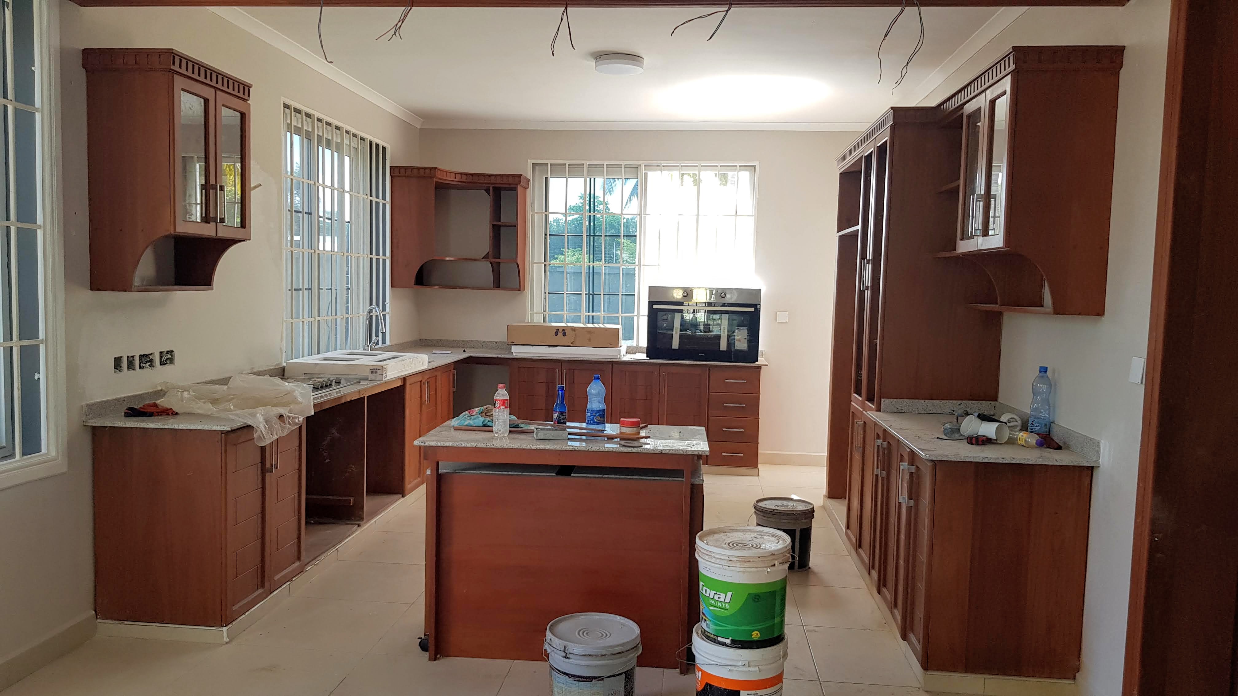 Gezaulole Beach Townhouse - Image 8