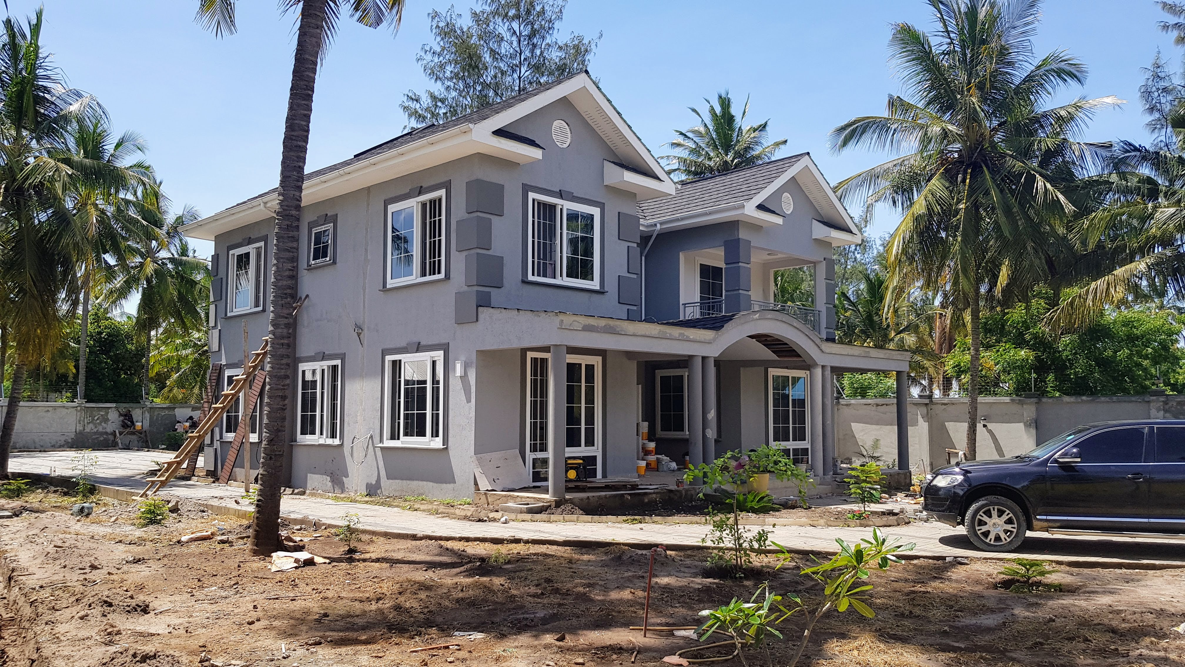 Gezaulole Beach Townhouse - Image 11