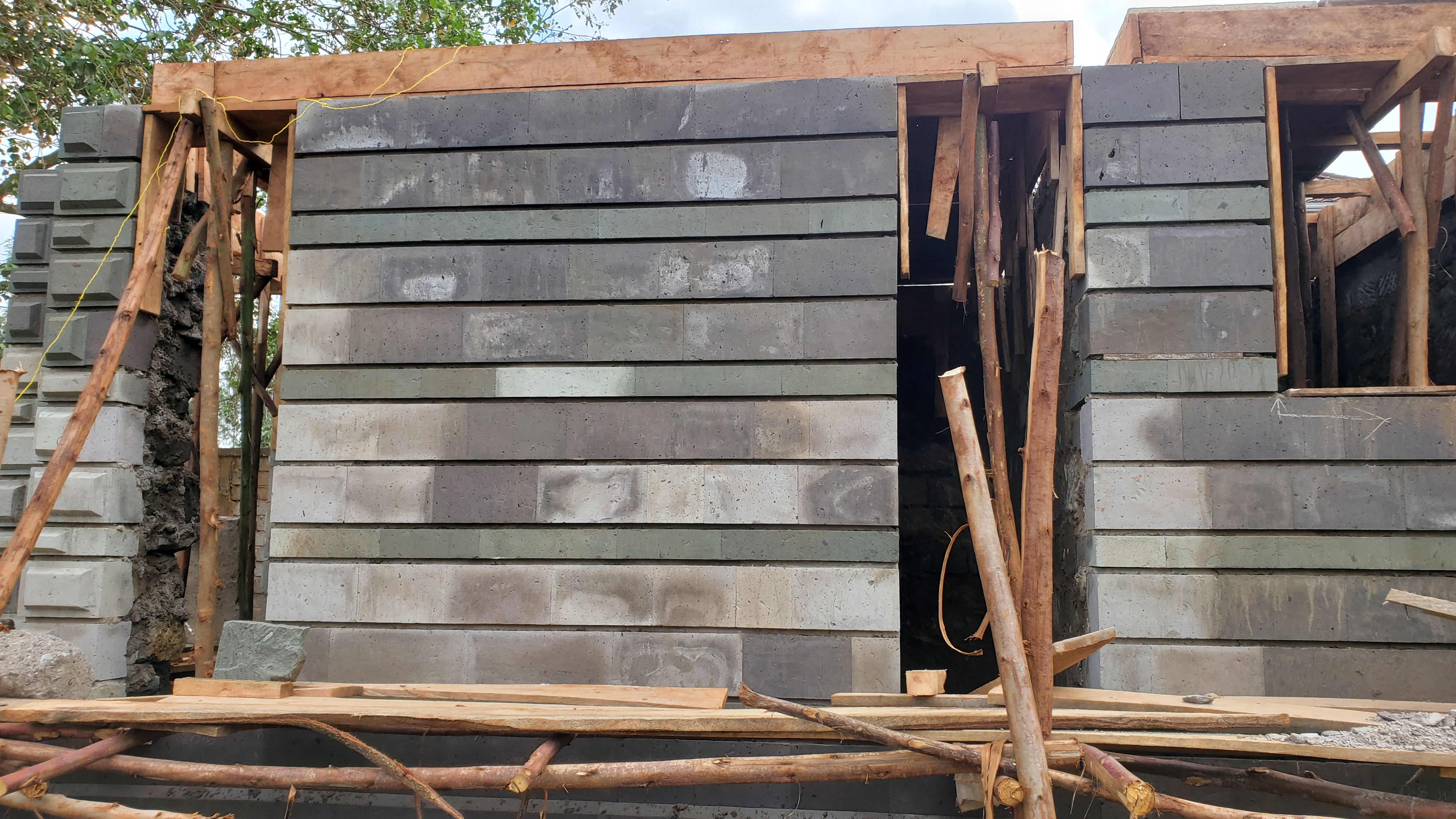 Croton Ridge - Stone Dressed House - Image 13